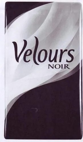 VELOURS NOIR