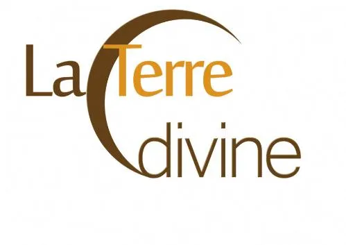 LA TERRE DIVINE