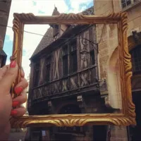 CREATIONS DE PARIS